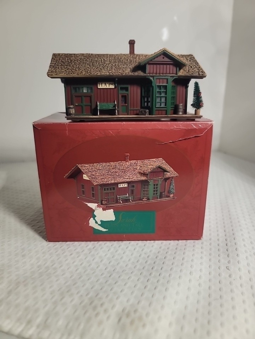 Festive Village Station Figurine in Red & Green